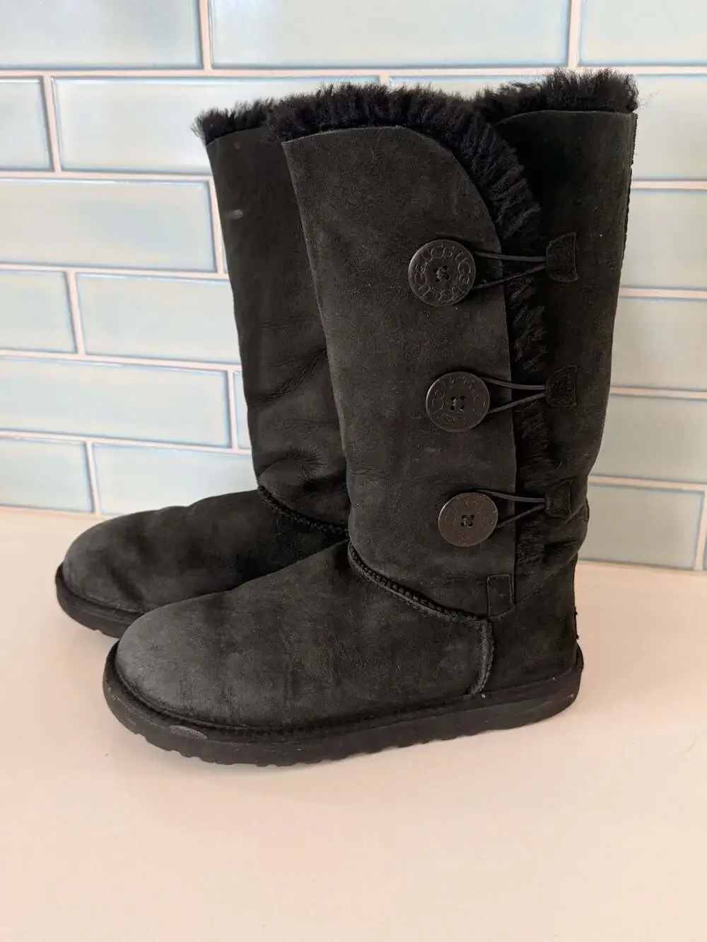 UGG Women's Bailey Button Triplet Boots Black Suede- gently worn - size 7