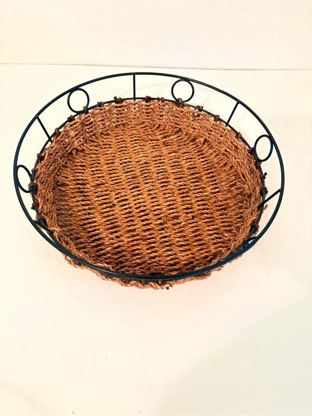 2 Woven Wicker Black Metal Frame Round Serving Display Basket Farmhouse Decor