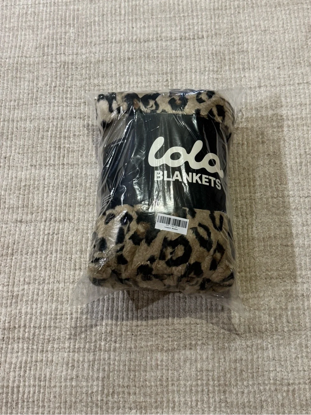 Lola Blankets Leopard Medium Luxury Faux Fur Blanket