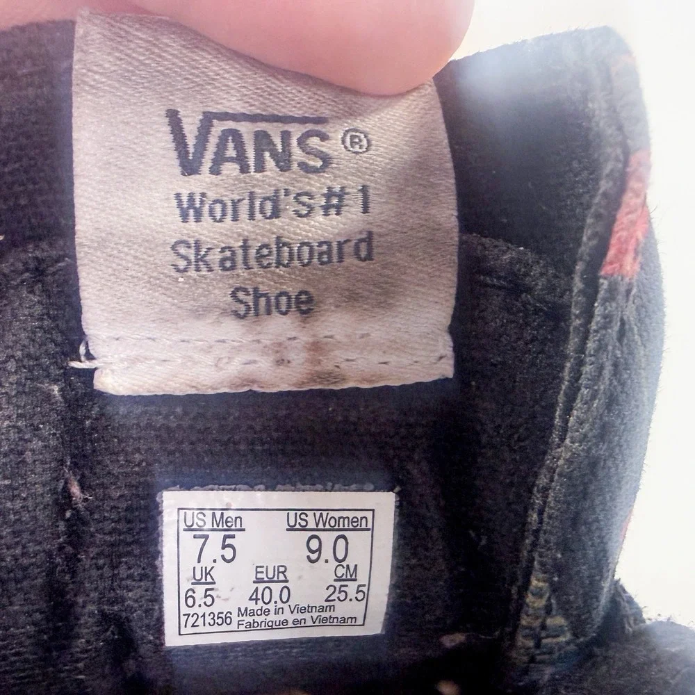 Vans Authentic Hightop‎ Shoes - Sk8-Hi Flamingo Pool Party - Black - M 7.5 / W 9