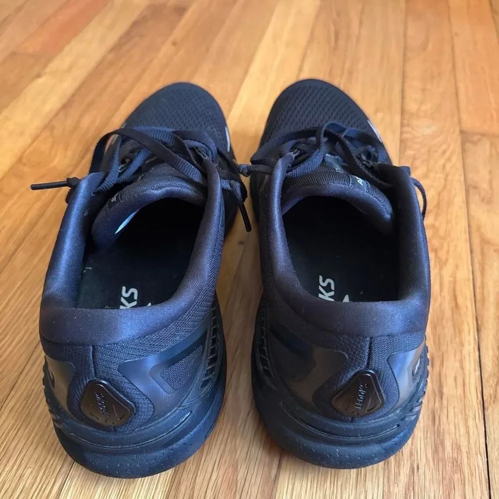 Brooks Adrenaline GTS 23 black running shoes men’s size 10.5 - wide (2e)