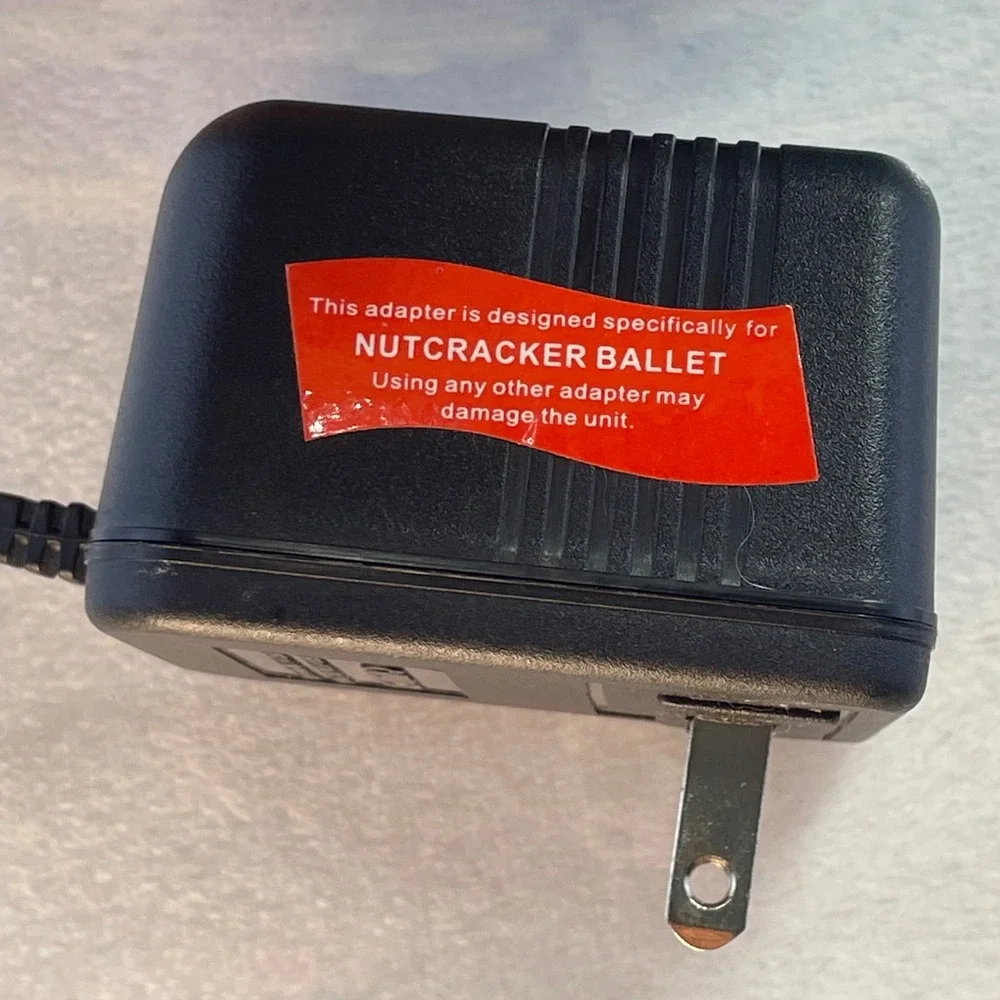 Mr Christmas Nutcracker Ballet Animated Musical Theater Opera House with Adapter