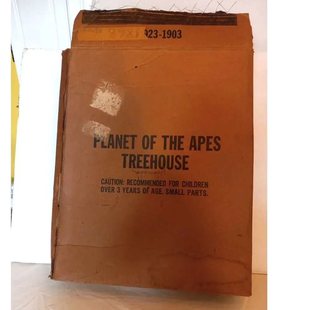 1974 Mego Planet of the Apes Treehouse (Catalog Version) INCOMPLETE w/ ORIG. BOX