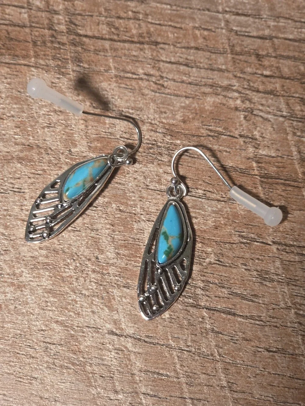 Filigree Wing Design Earrings