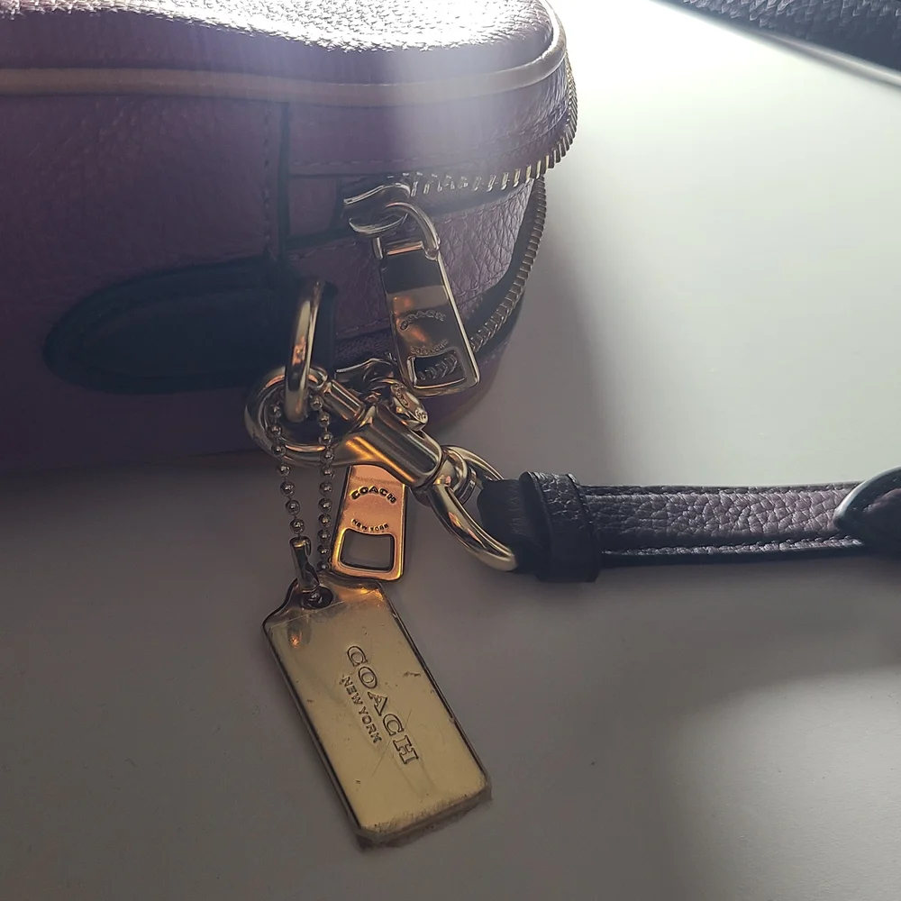 Coach compact shoulder