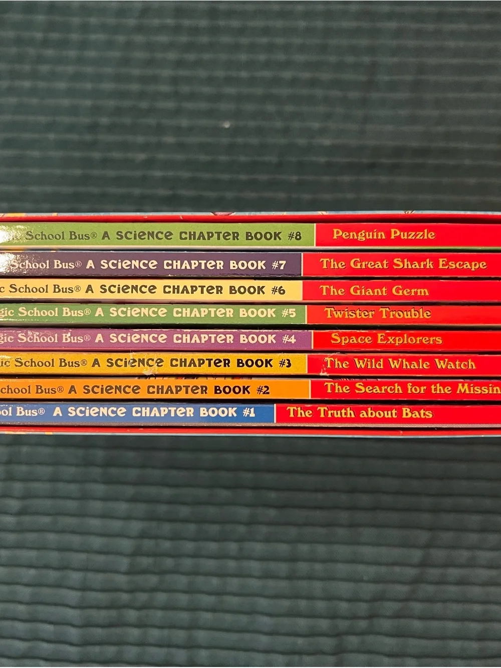 Scholastic The Magic School Bus Chapter Book Boxed Set - Red, Blue, Yellow