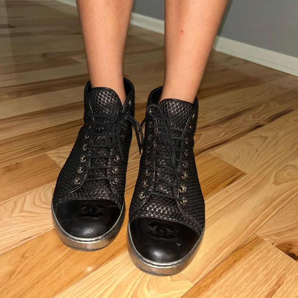 CHANEL high top
