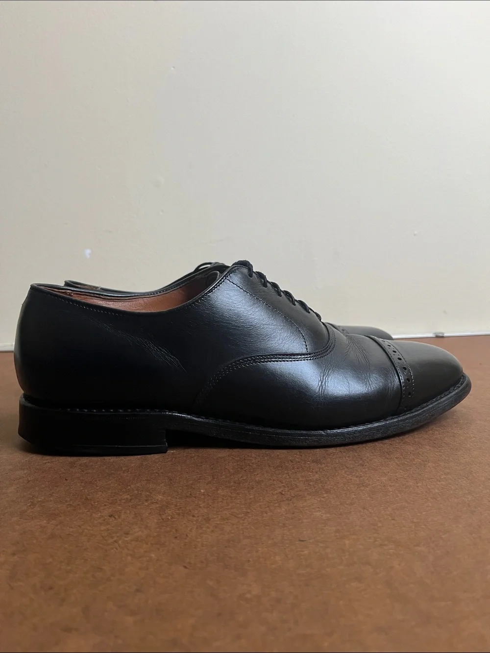 Allen Edmonds questions leave