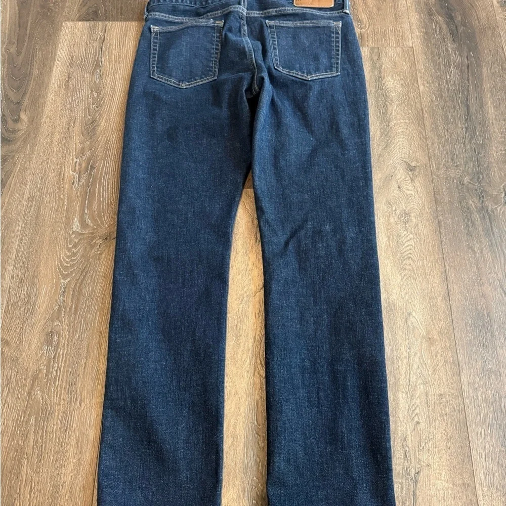 GAP stylish dark