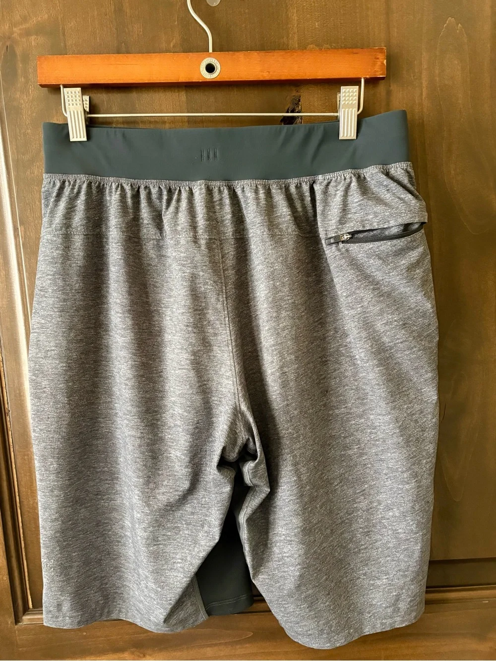 lululemon athletica good preowned