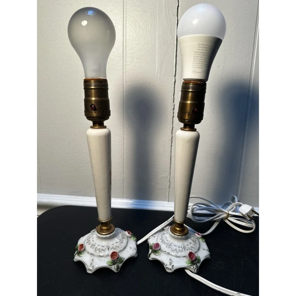 Accent vintage pair