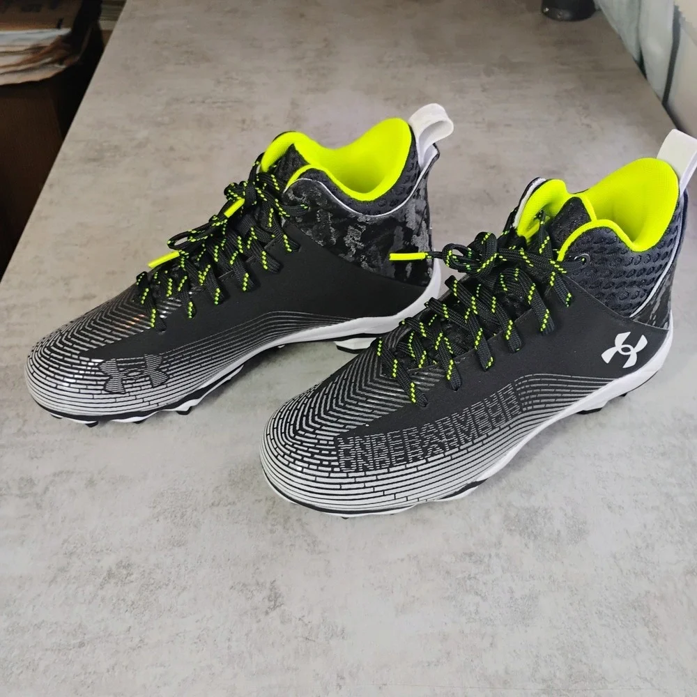 Under Armour new without