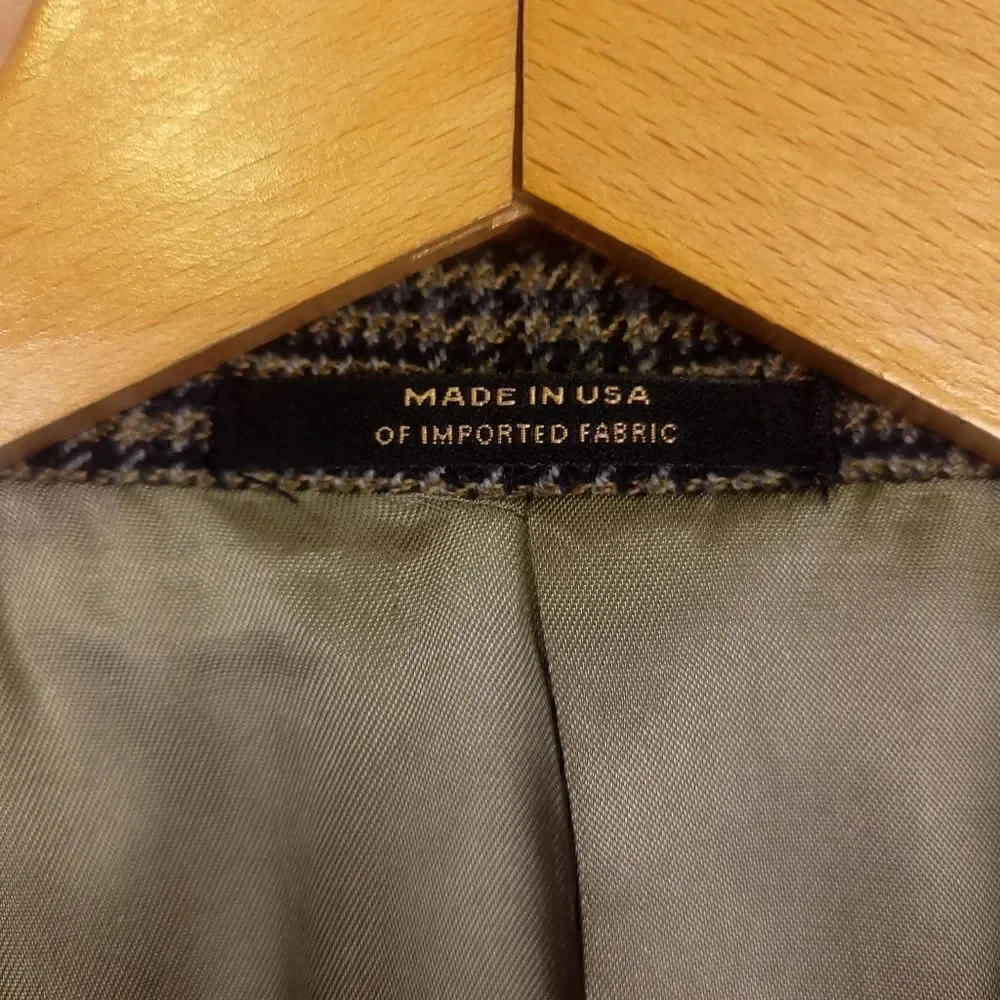 Hart Schaffner Marx excellent preowned