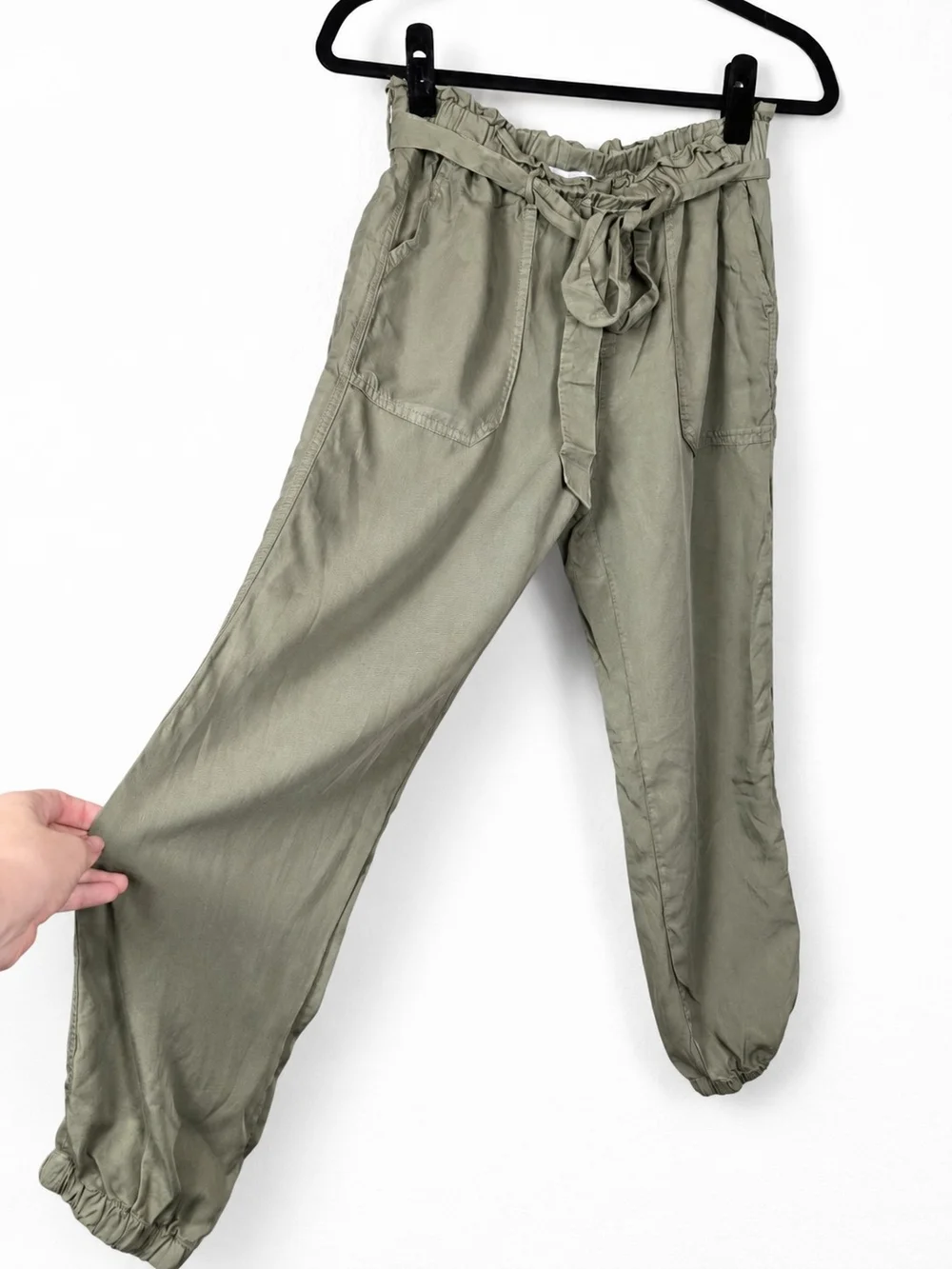 NWT Love Tree TENCEL Paperbag Tie Waist Jogger Pants Sage Green Size S Boho