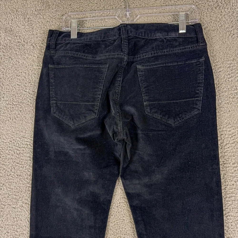 Banana Republic brand banana