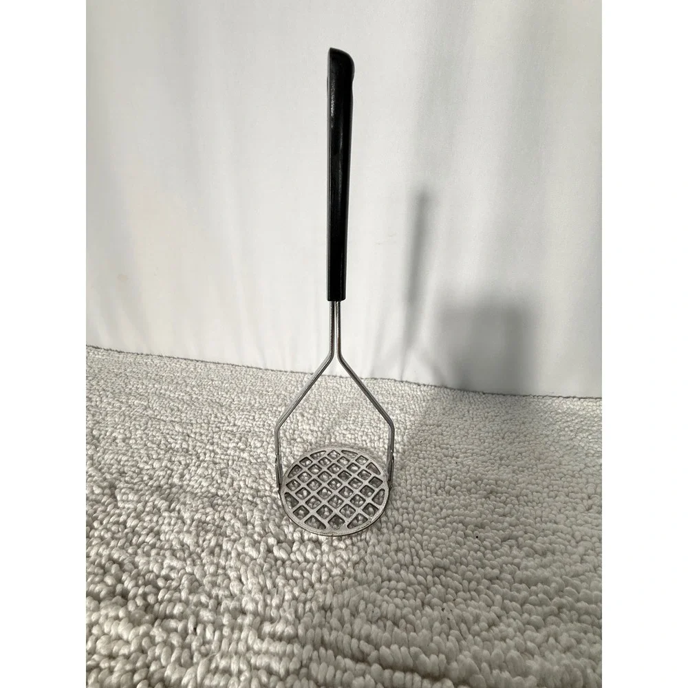 Vintage Potato‎ Masher Metal Black Handle Kitchen Tool Japan