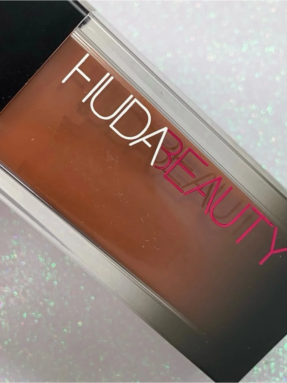 HUDA BEAUTY my out full