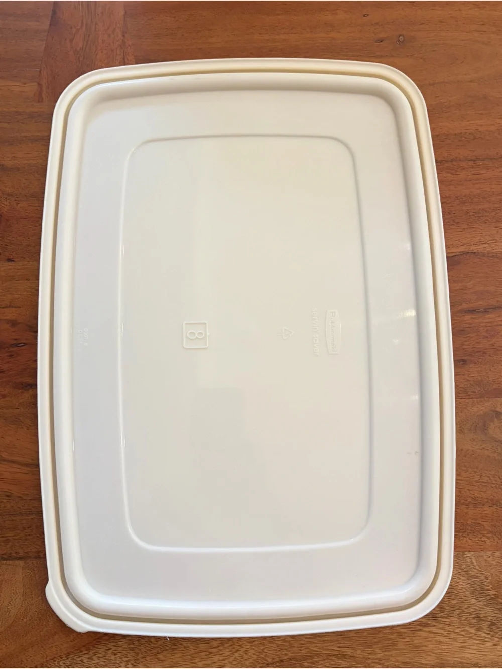 TWO Vintage Rubbermaid Servin’ Saver Container Rectangle 3863 Almond Lid 33 Cups