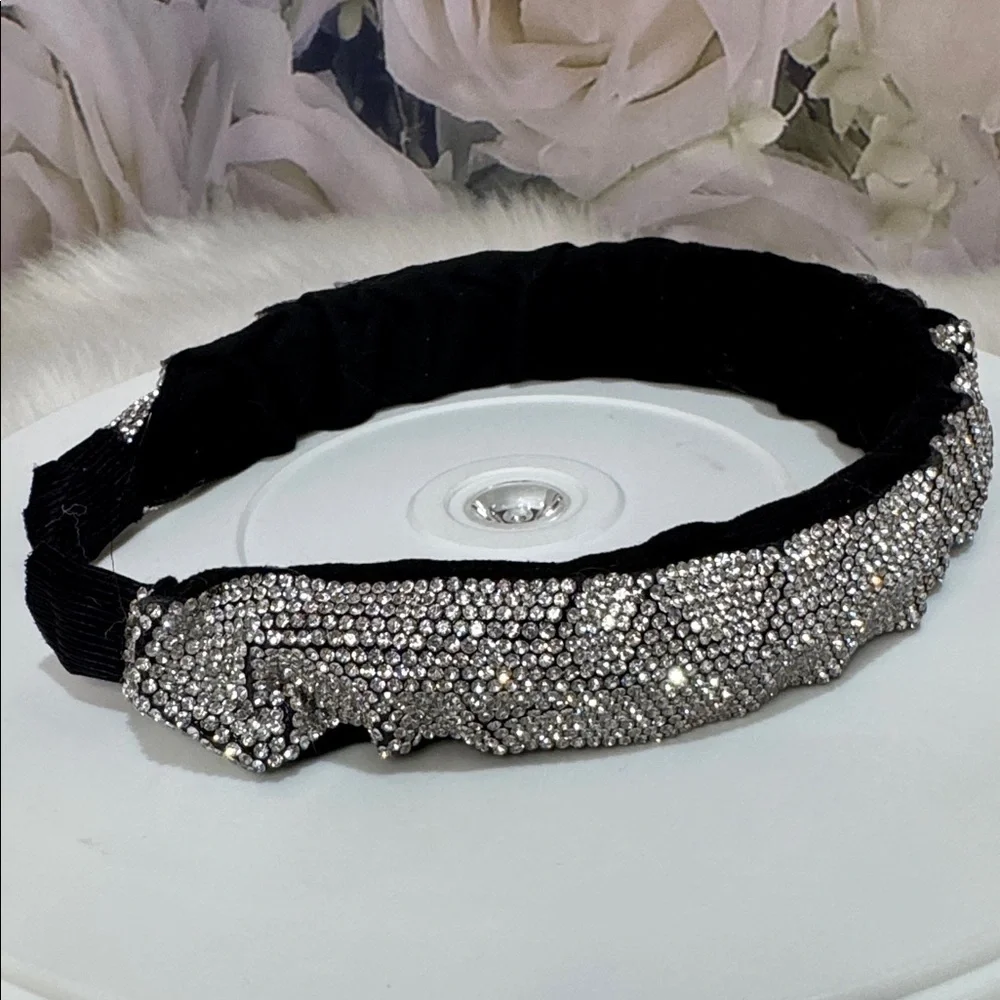 Elegant Black and Silver Headband