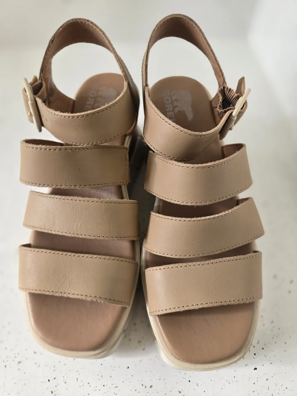 Sorel Kinetic Impact Y-Strap Wedge Sandals Tan Leather Size 7.5