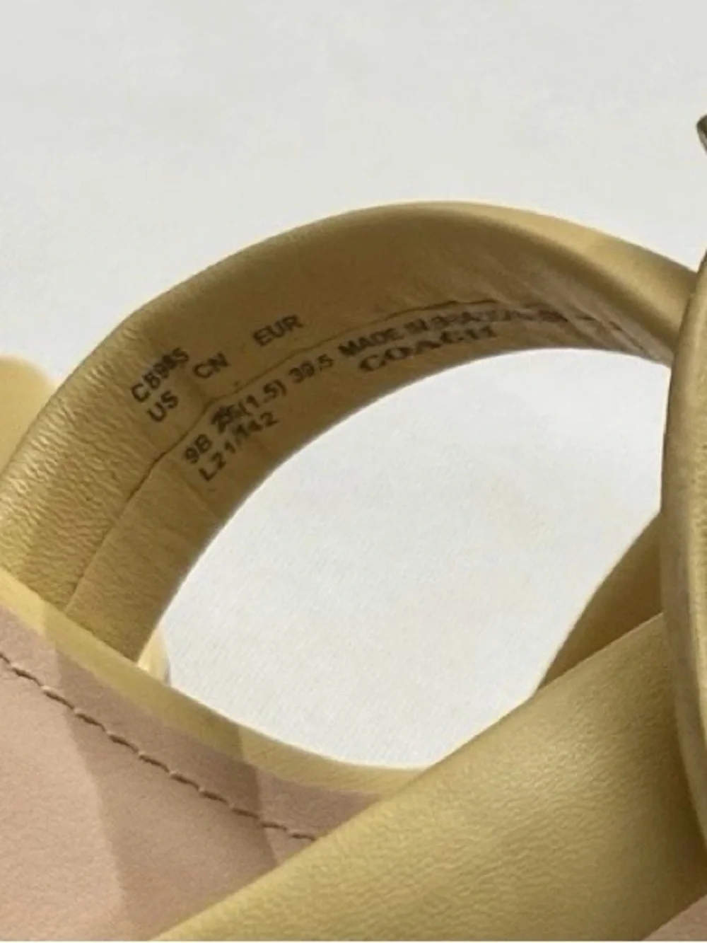 Coach Yellow Kellie Leather Sandal Size 9B.