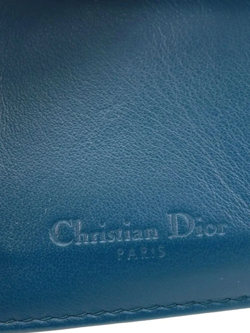 Dior not peeling leather
