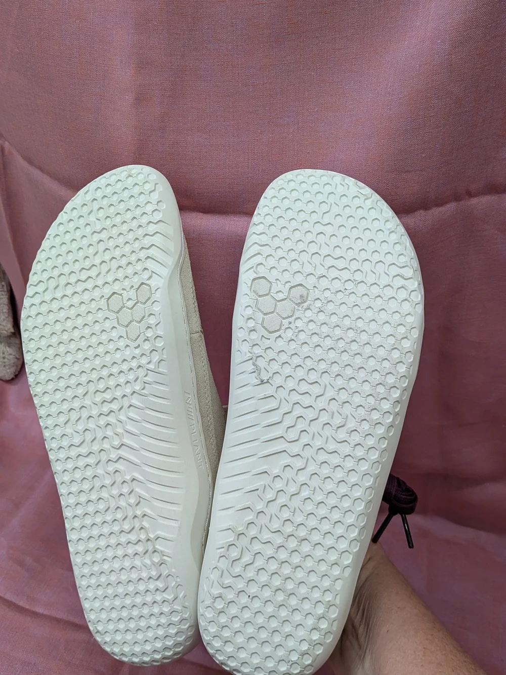 Vivo barefoot low profile