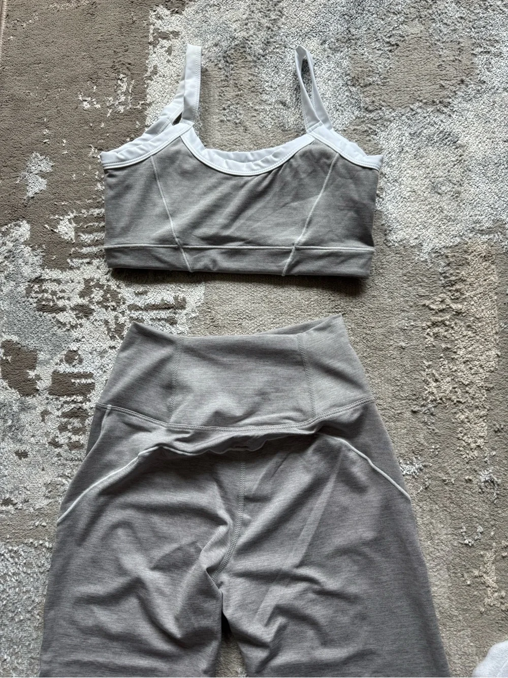 ALO Yoga soft light