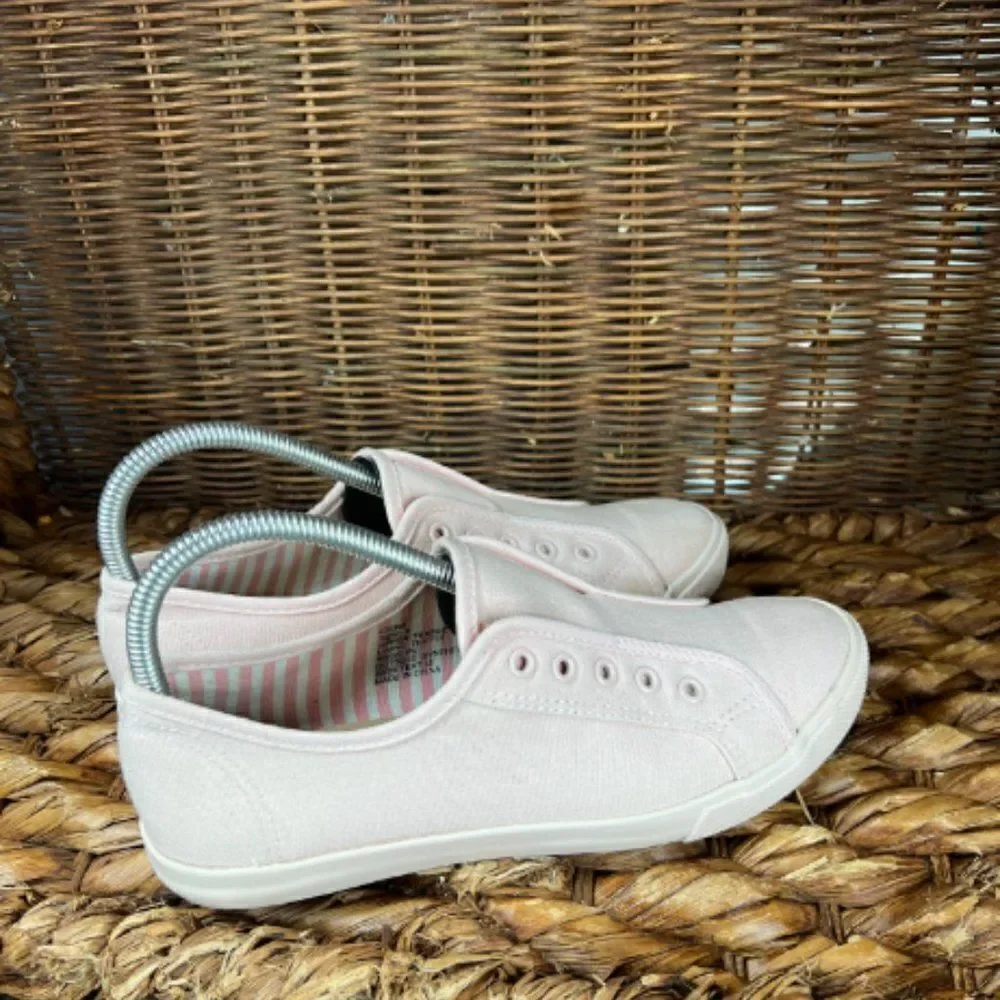 Crown & Ivy Sz 8 Women's Pink Ciera Laceless‎ Canvas Sneaker