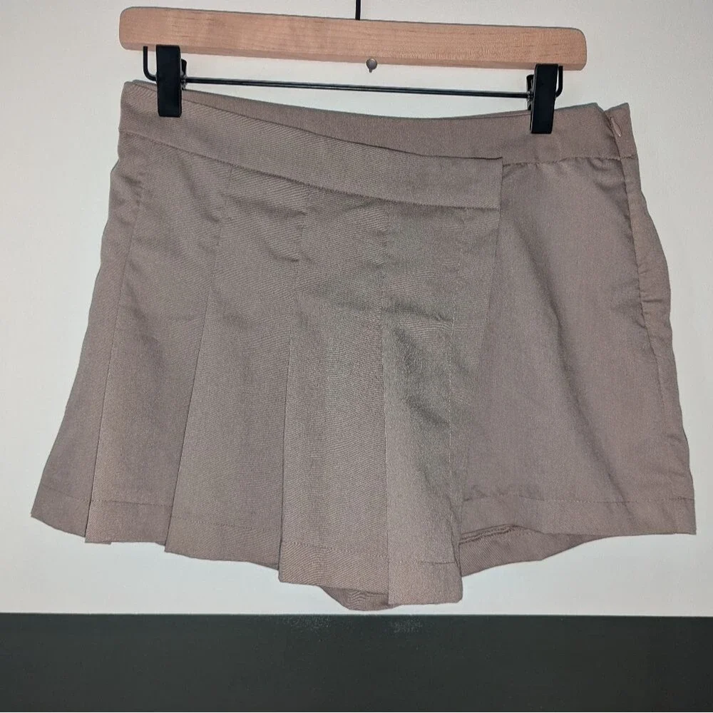 PacSun Pleated Skort