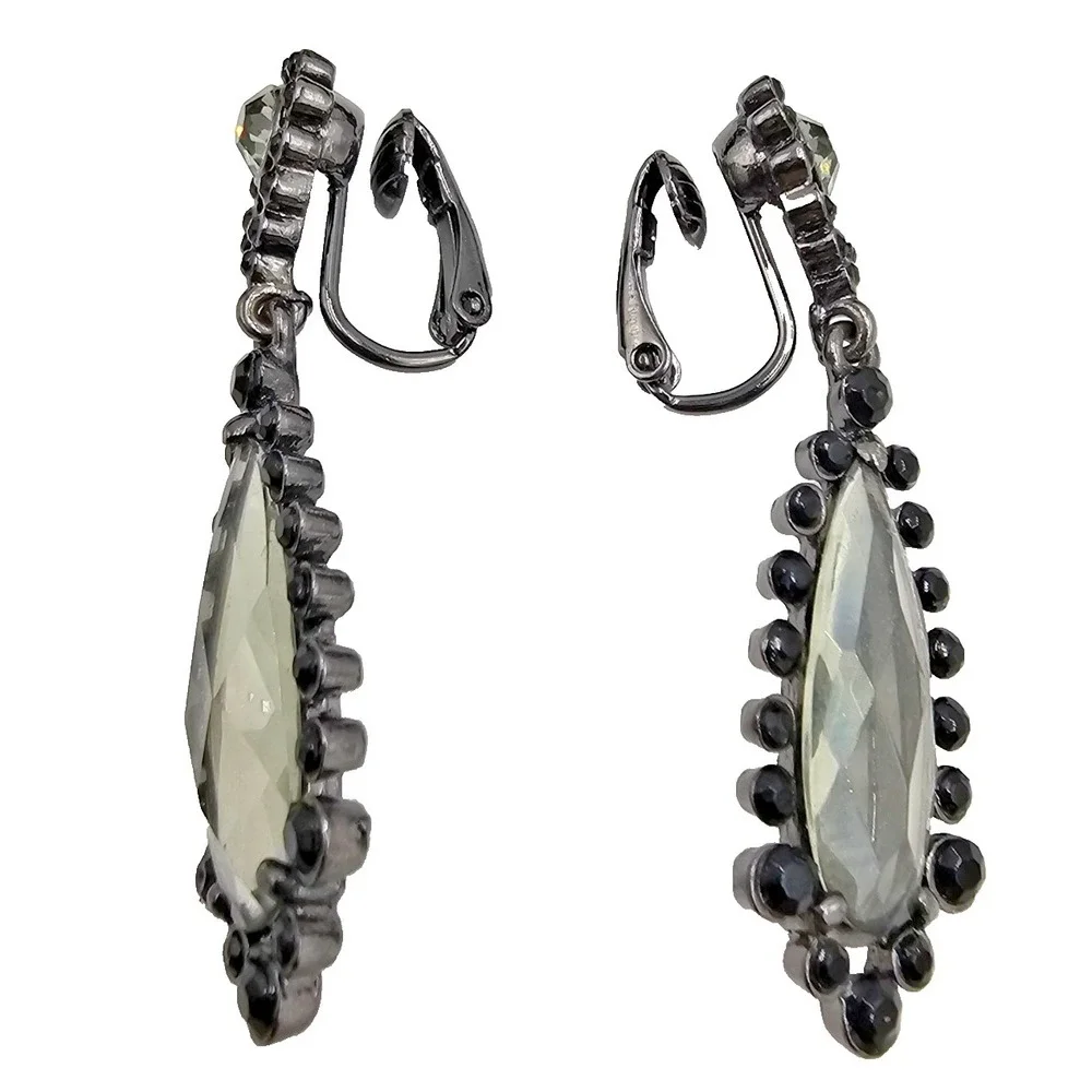 Avon Black Diamond Clip On 2