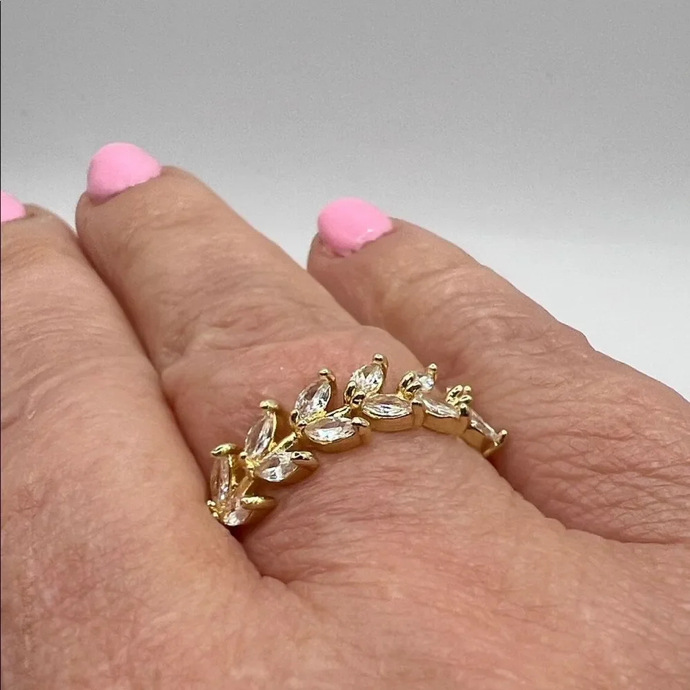 Gold Leaf Crystal Band Ring - Adjustable