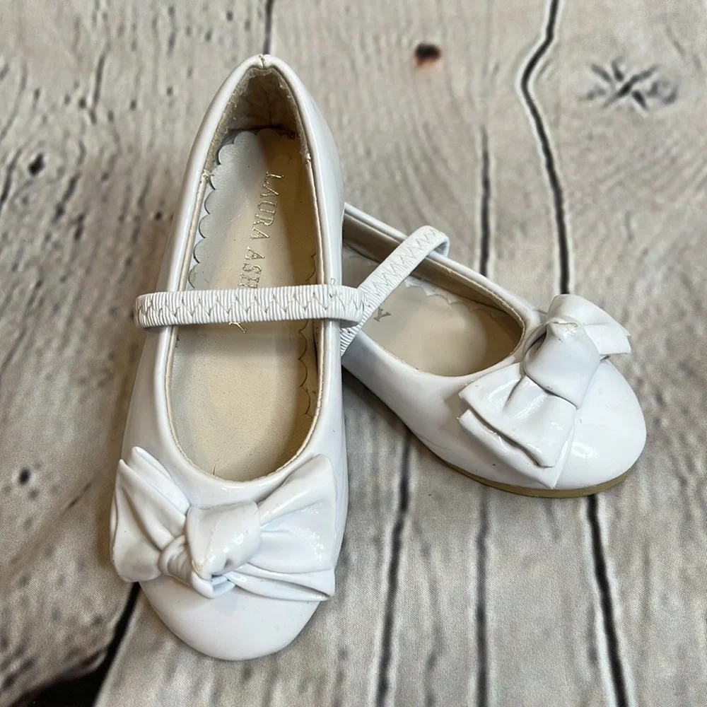 Laura Ashley laura ashley