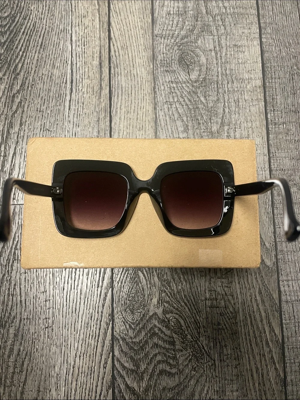 Cramilo jeweled black