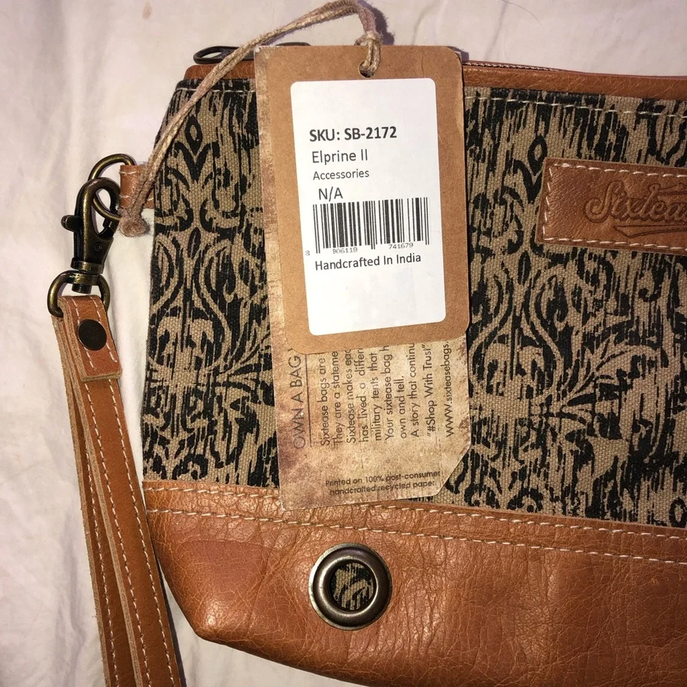 Sixtease stylish wristlet