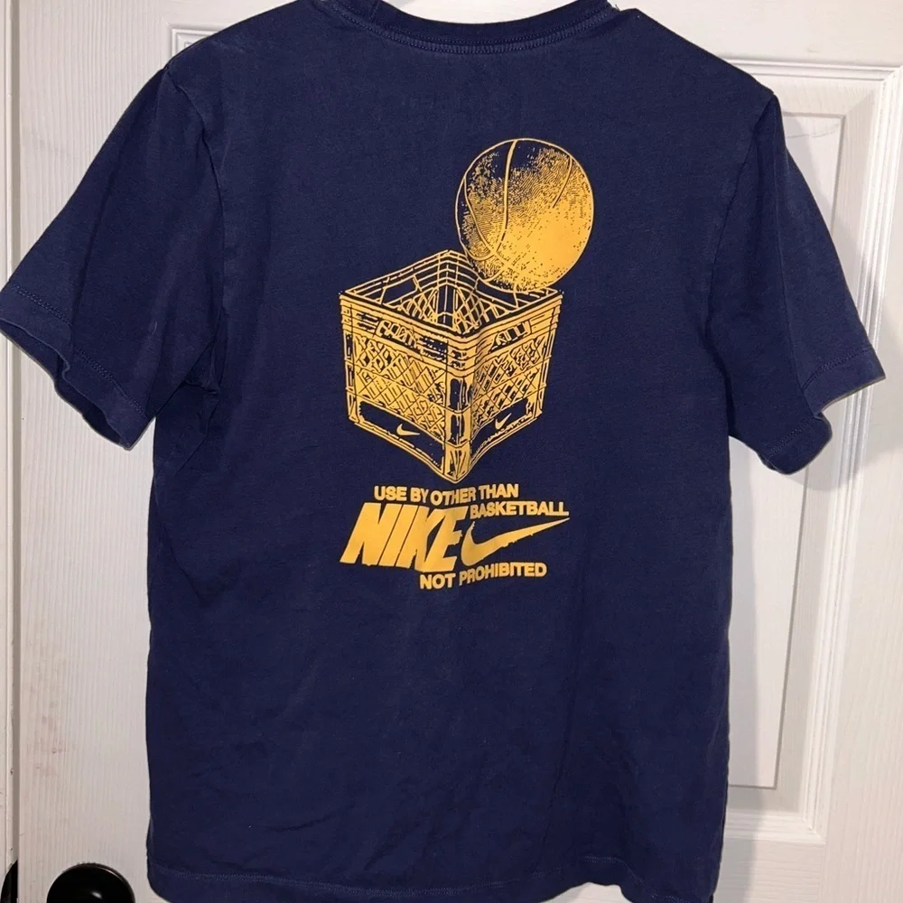 Nike stylish features