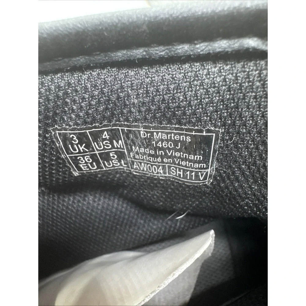 Dr. Martens bold pair
