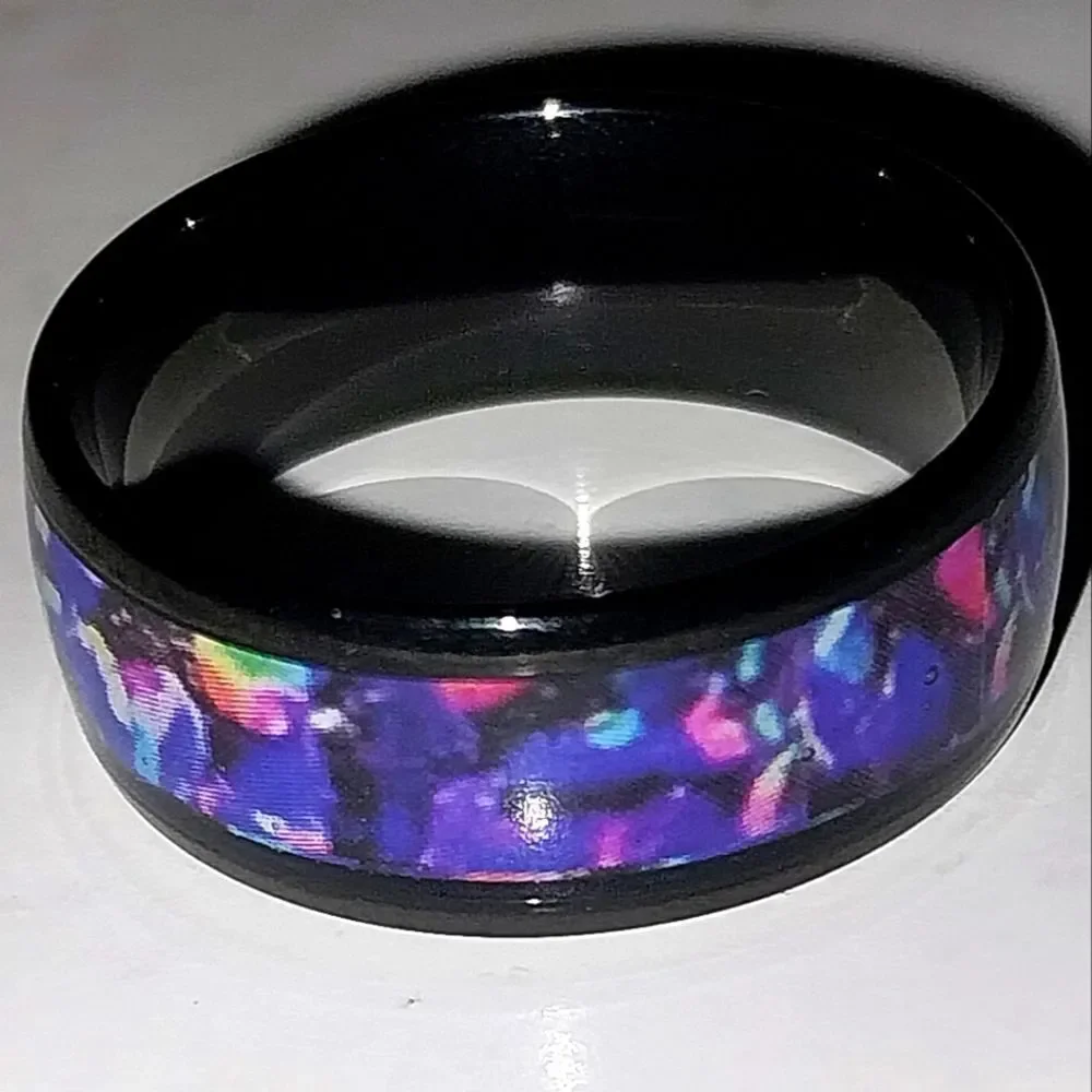 boutique stunning black
