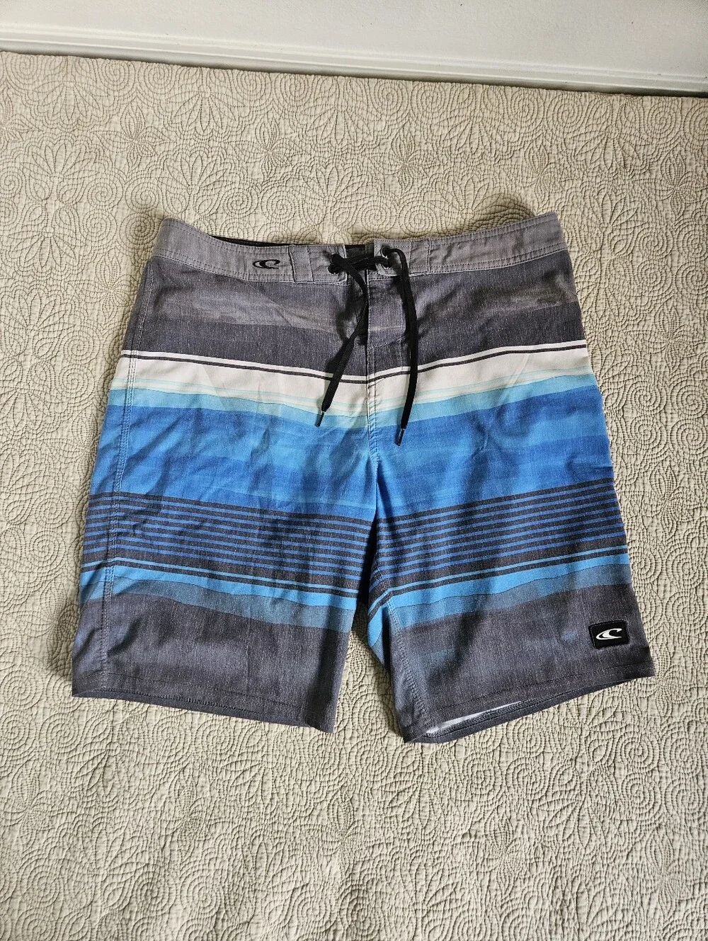 O'Neill Men's Board Shorts, Size 34, Striped Swim Trunks, blue/grey