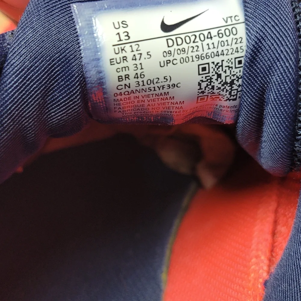 Nike orange great perfect