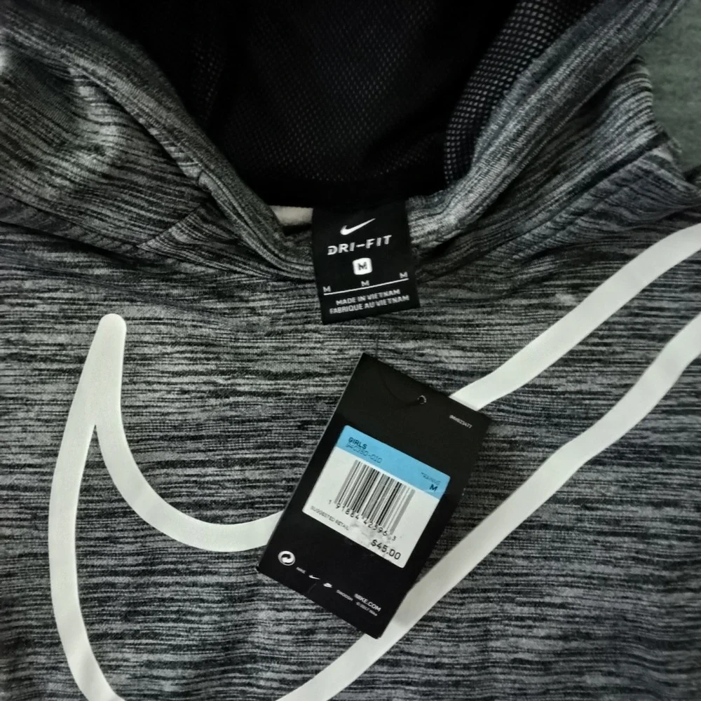 Nike therma training