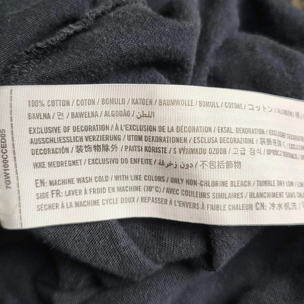 Hollister *please carefully
