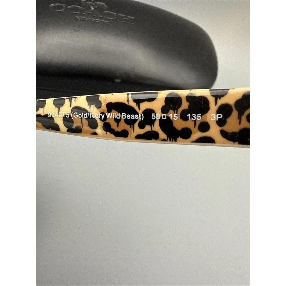 Coach HC7059 Sunglasses,Gold/Ivory Wild Beast-Polarized Gradient Lens, 58/15-135