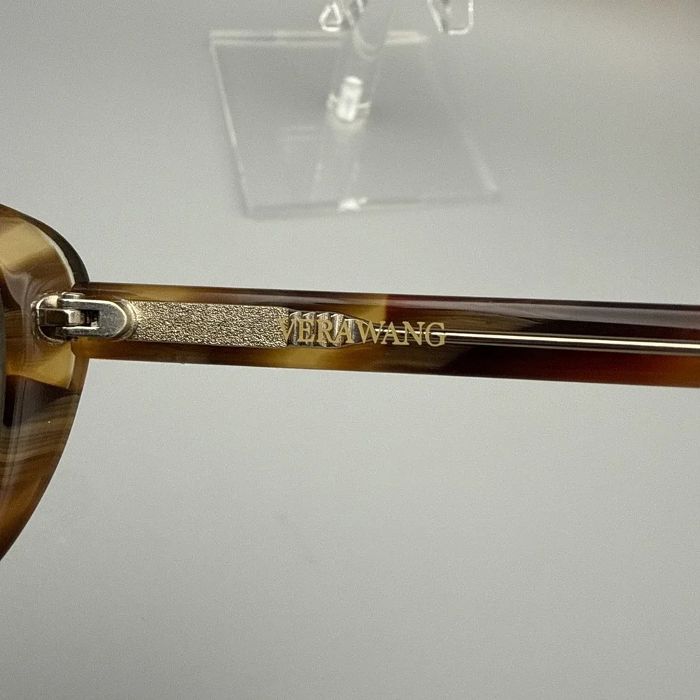 Vera Wang  Reading SunGlasses, Tortoise Cateye + 1.50-V457TO 53/15-135 authentic