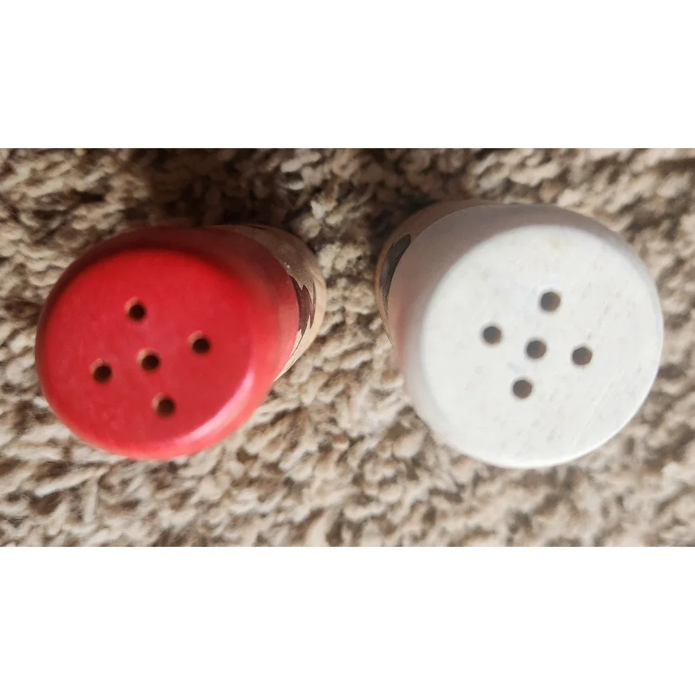 N/A stoppers wooden shaker