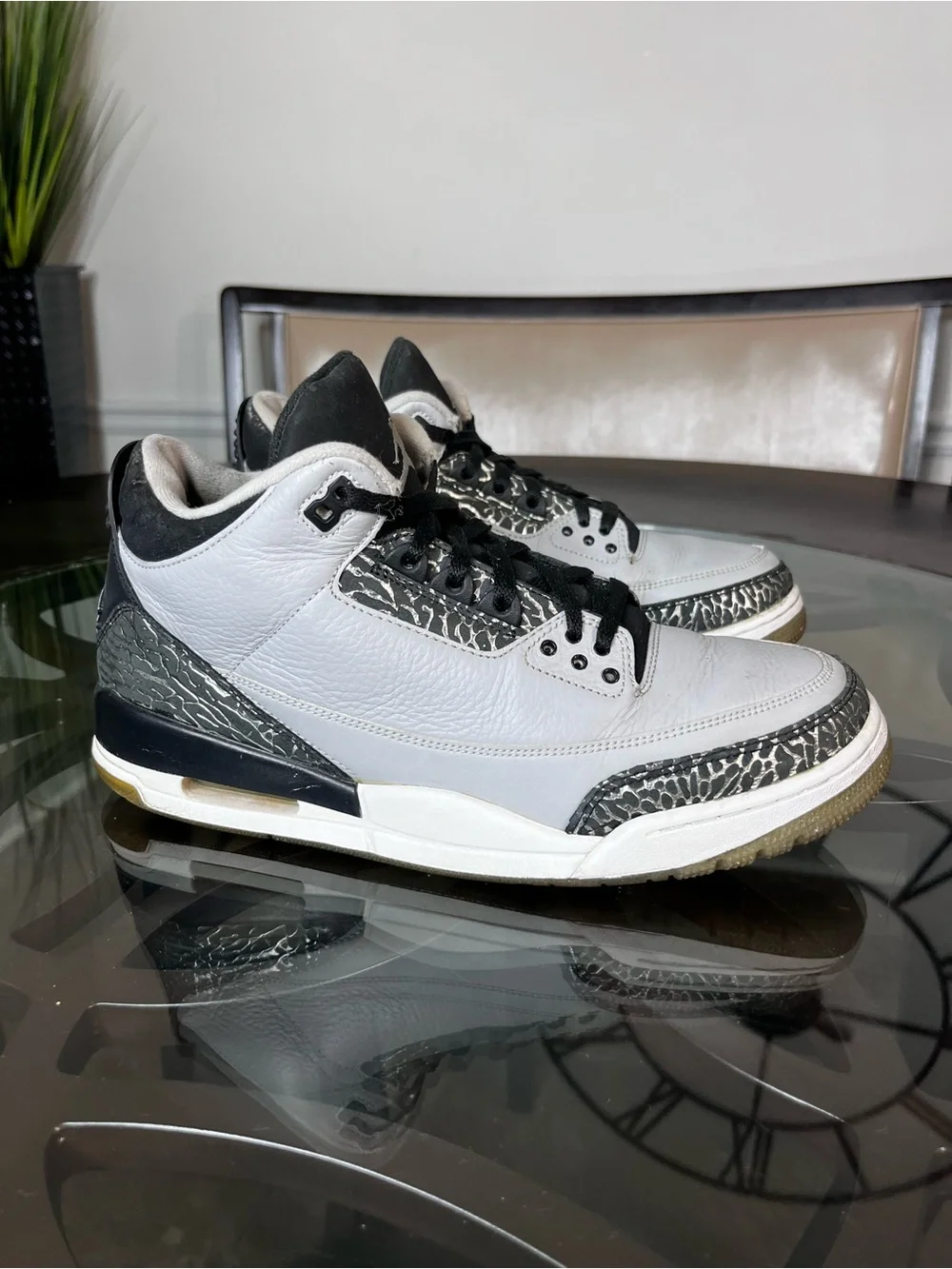Jordan classic gray