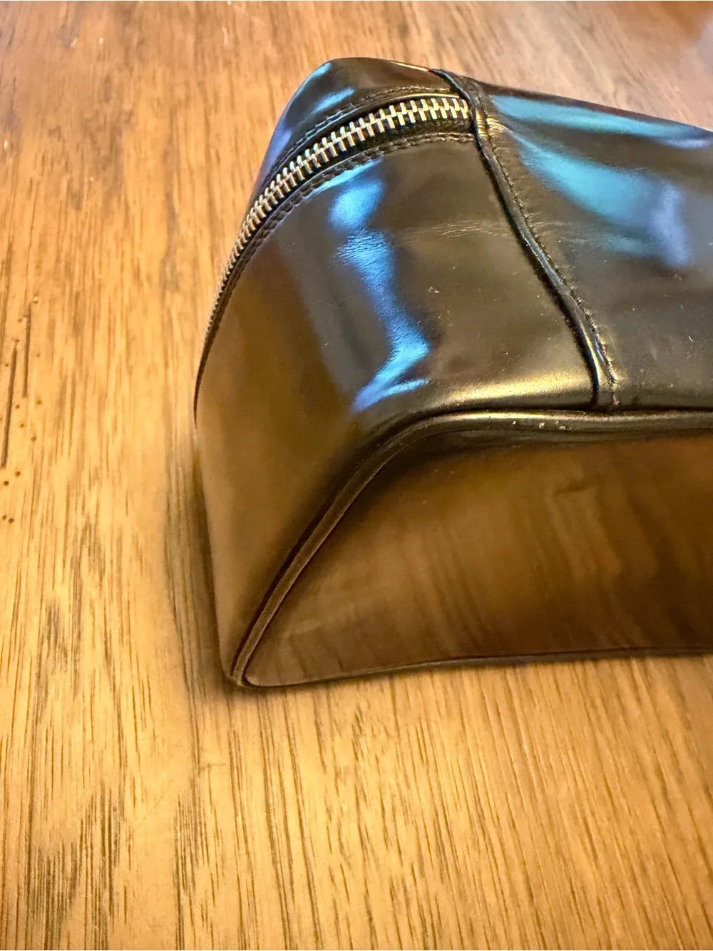 Vintage GUCCI Black Patent Leather Bamboo Vanity Cosmetic Case Bag