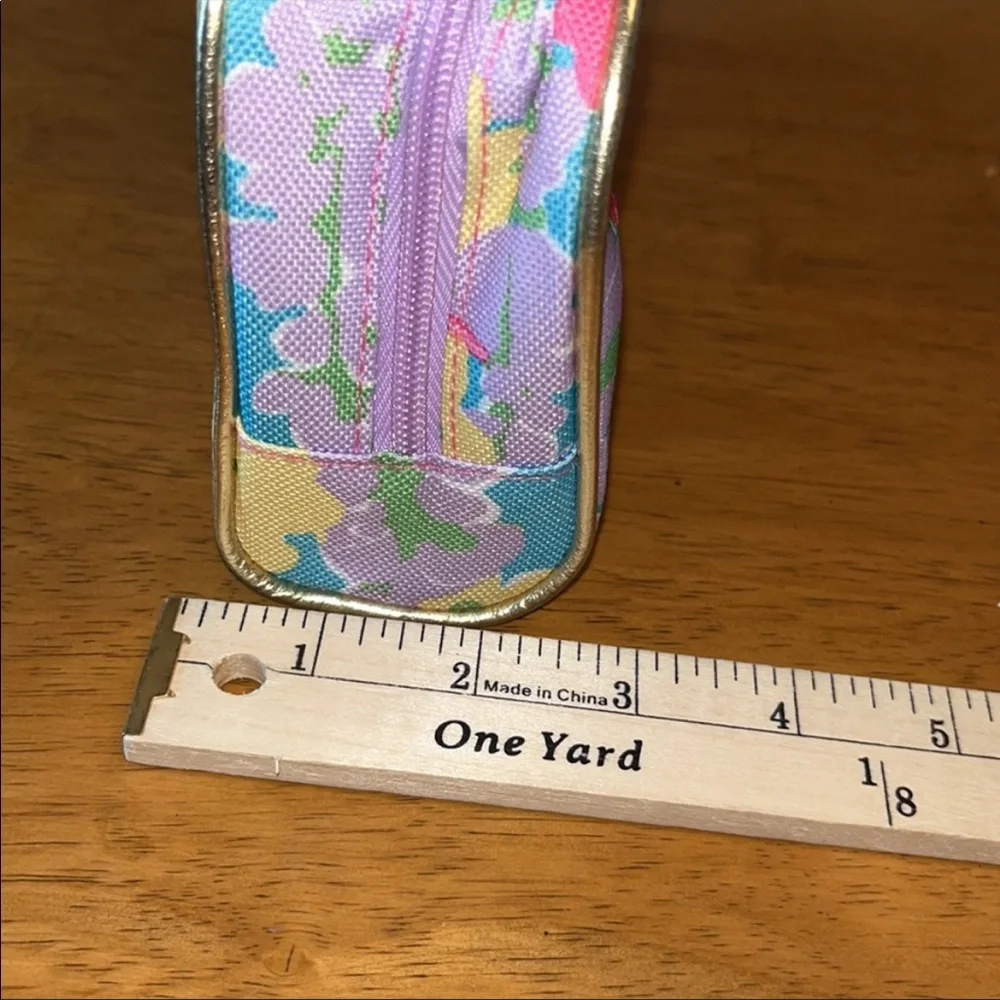 Lilly Pulitzer for Estee Lauder Zippered Cosmetic Travel Bag.