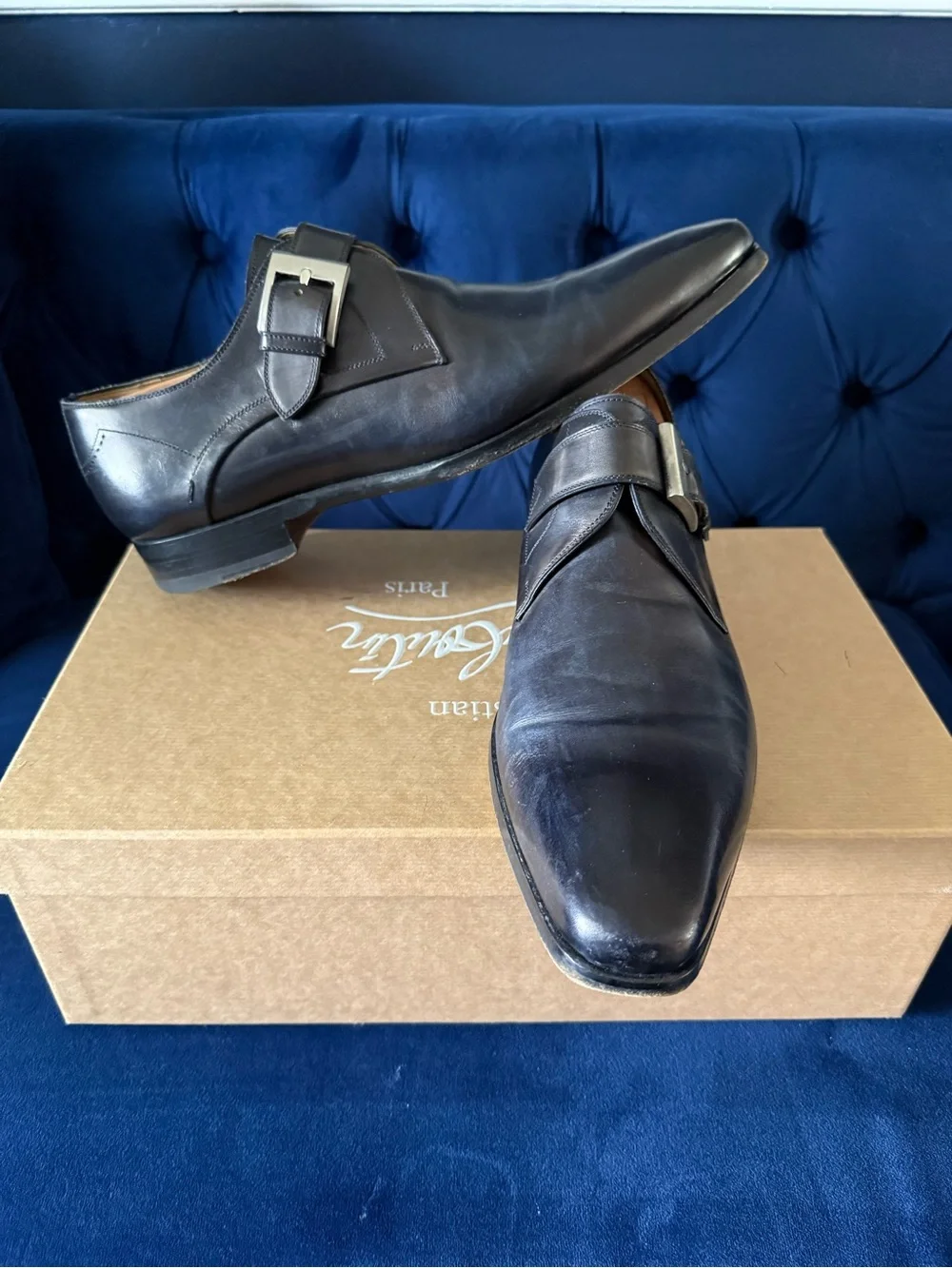 Magnanni sleek navy