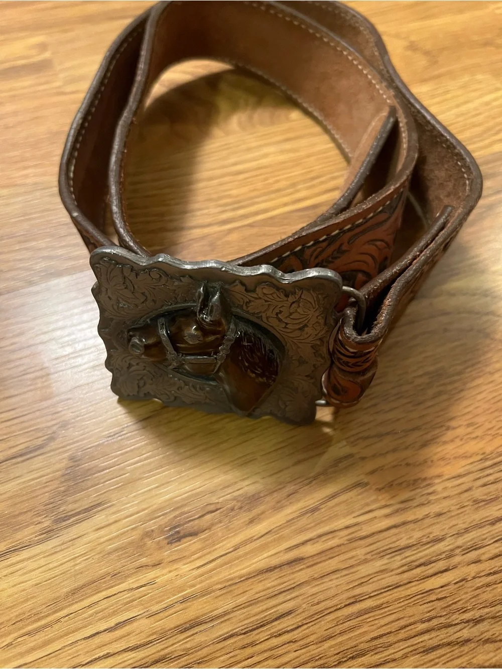 Vintage Unisex Brown Tooled Leather Western Belt with Decorative Buckle